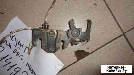 Ответная часть замка багажника Hyundai Accent 200 Карпинск