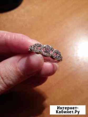 Серебряное кольцо с топазами Липецк