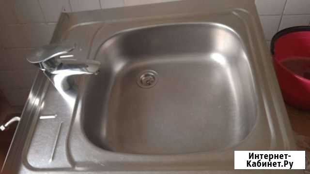 Мойка для кухни со смесителем б/у Омск - изображение 1