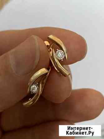 Серьги золотые с бриллиантами Астрахань