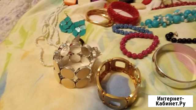 Бусы,броши,серьги Хабаровск - изображение 1