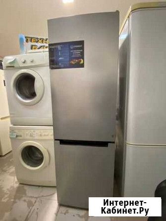 Холодильник indesit Ижевск - изображение 1