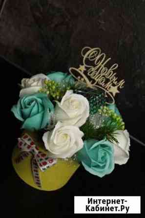 Новогодний Букет пенных роз Йошкар-Ола