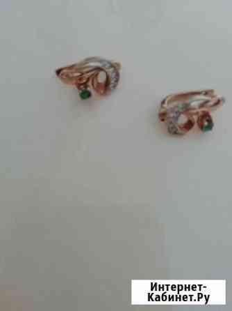 Золотые серьги с бриллиантами и изумрудами Тюмень