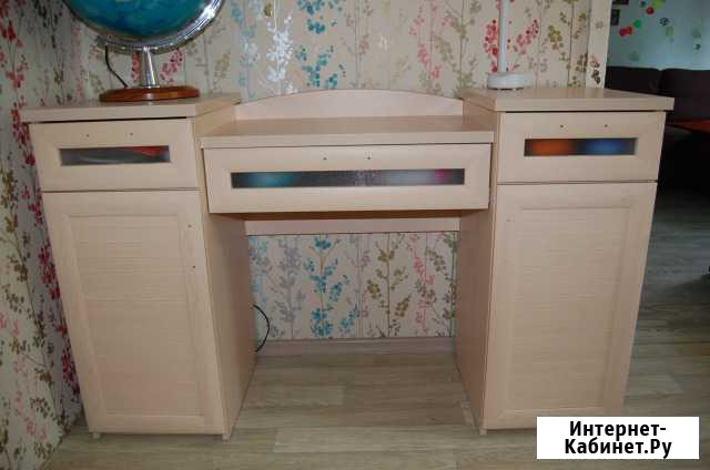 Стол компьютерный, туалетный Москва - изображение 1