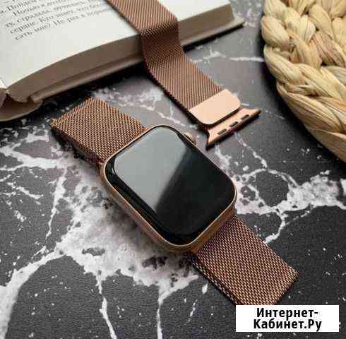 Apple Watch 6 с розовым ремешком Омск