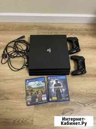 Ps 4 pro 7116-B 2 джойстика 2 диска Реутов