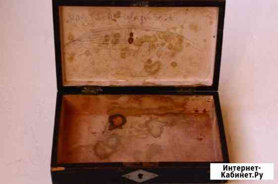 Шкатулка старинная,дерево Казань