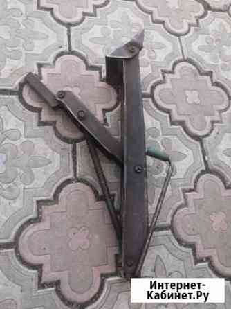 Домкраты мерседес ваз тойота состояние нового Омск