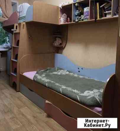 Кровать двухьярусная со шкафом и письменным столом Ярославль