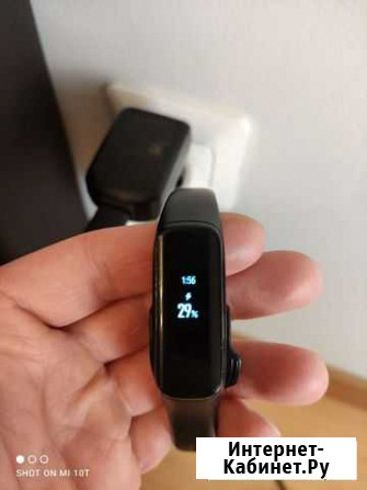 Фитнес браслет Самсунг fit е Всеволожск - изображение 1