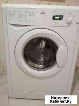 Стиральная машина Indesit. 3.5 кг. узкая Ставрополь