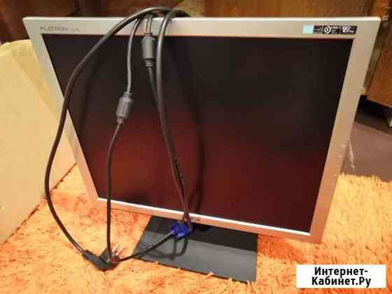 Монитор LG flatron L1918S 19 Бийск