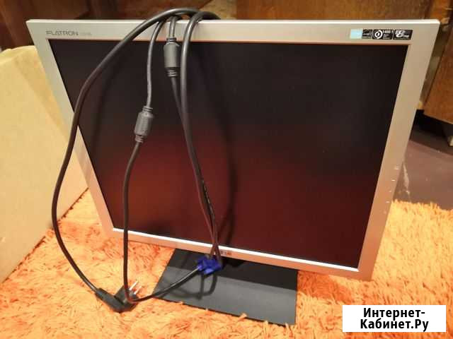 Монитор LG flatron L1918S 19 Бийск - изображение 1