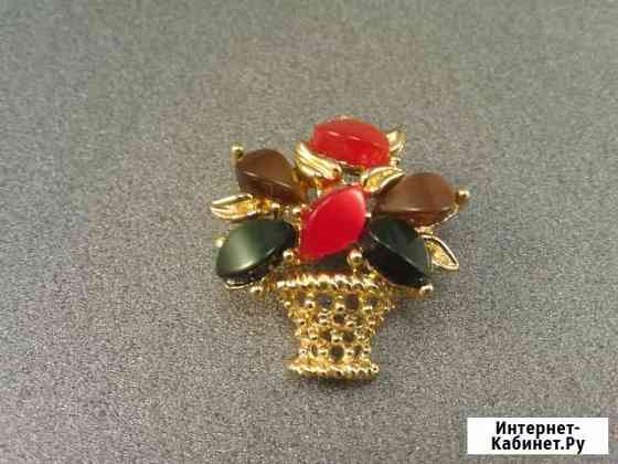 Винтажная брошь корзина с цветами, люцит. 50е США Санкт-Петербург