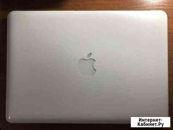 MacBook 13 white 2010 Клин