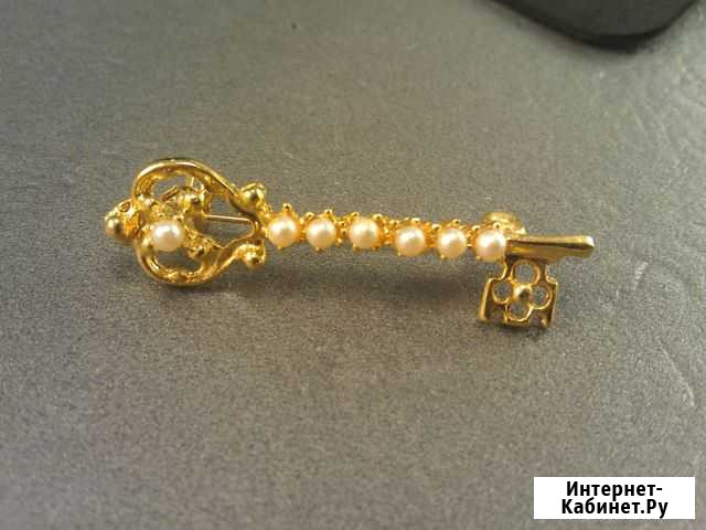 Винтажная брошь ключ с жемчугом. США 70е Санкт-Петербург - изображение 1