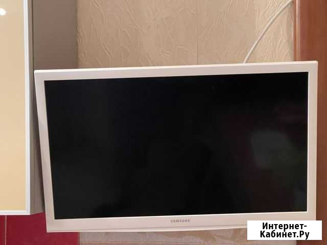 Продам телевизор Samsung UE24H4080AU Братск - изображение 1
