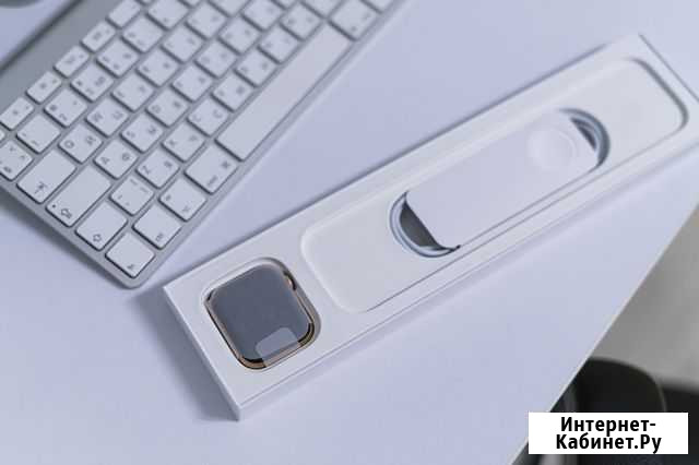 Apple Watch SE 44mm Gold Кириши - изображение 1