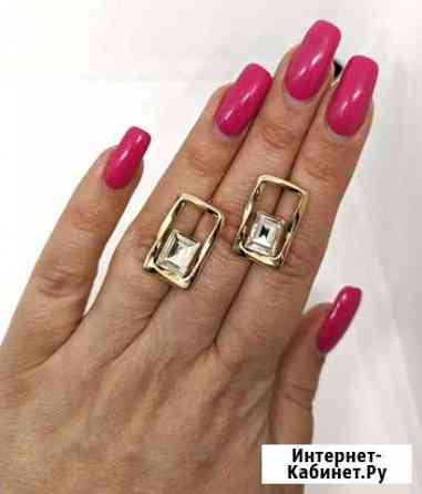 Дизайнерские серьги с квадратным кристаллом Санкт-Петербург