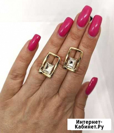 Дизайнерские серьги с квадратным кристаллом Санкт-Петербург - изображение 1