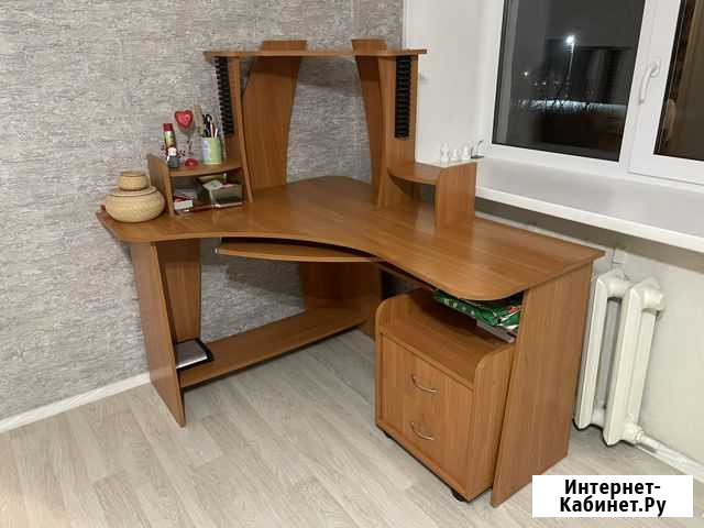 Компьютерный стол Память Парижской Коммуны - изображение 1