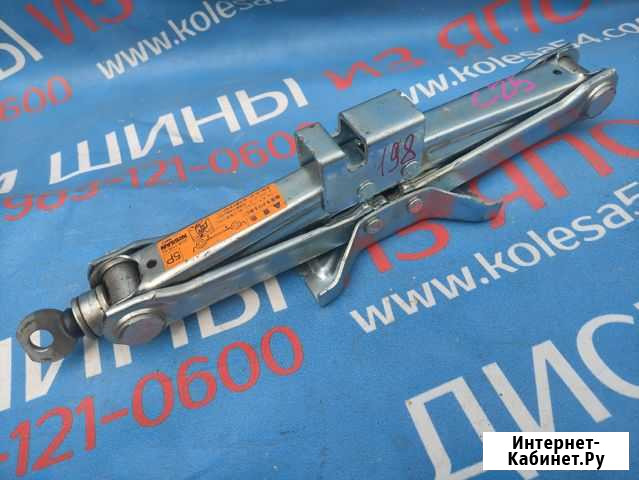 Домкрат Nissan P5 оригинальный из Японии Новосибирск - изображение 1