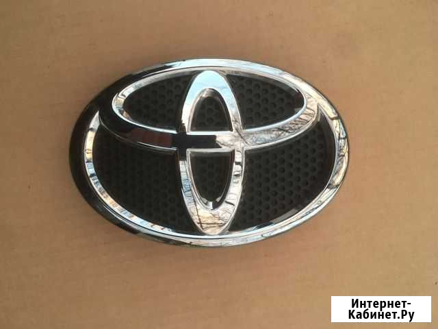 Toyota Rav4 40 эмблема решетки радиатора Москва - изображение 1