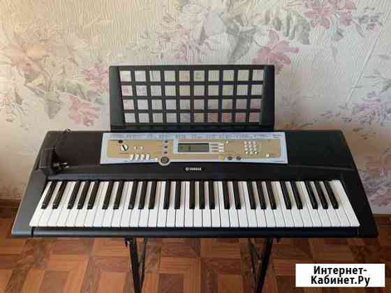 Yamaha psr-r200, подставка под ноты + уч.пособия Балашиха