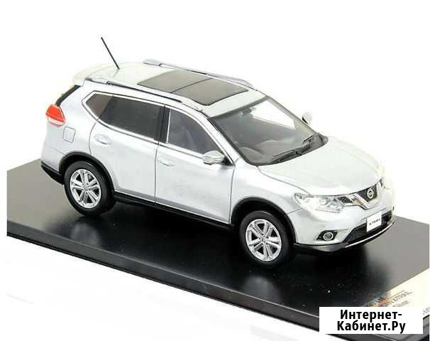 Модель 1/43 Nissan X-Trail 2014 серебристый Владивосток - изображение 1