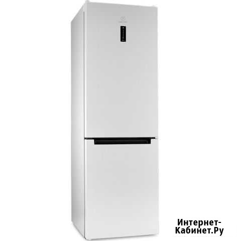 Двухкамерный холодильник Indesit ITR5180 Ленинск-Кузнецкий - изображение 1