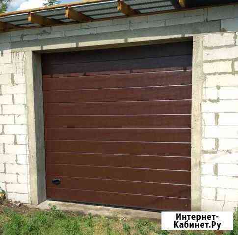 Гаражные секционные ворота Смоленск