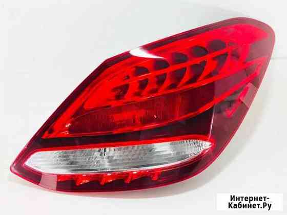 Фонарь правый задний в крыло Mercedes W205 Екатеринбург