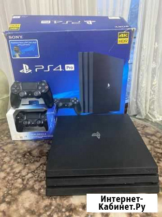 Sony playstation 4 pro 1tb 2 джостика и 3 игры Ялта - изображение 1