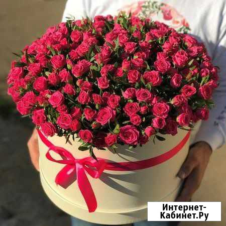 Цветы Розы в коробке Большие букеты роз Сочи - изображение 1