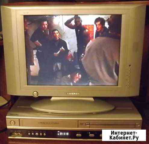 DVD/VHS player с дисками и кассетами Волгоград