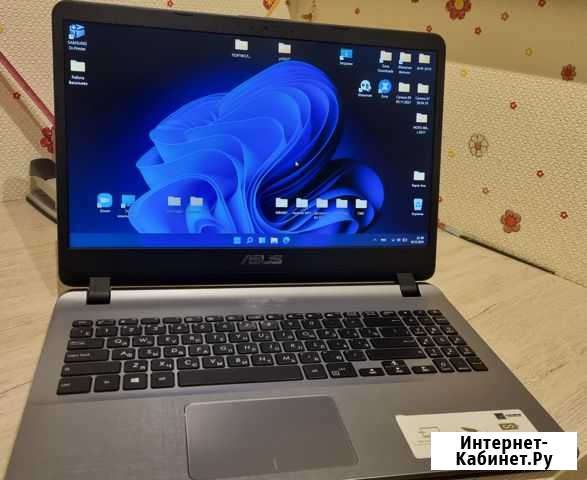 Asus 15,6 FullHD Intel N5000 4G/256G SSD сост. нов Пенза - изображение 1