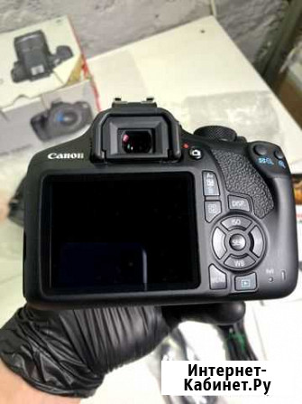 Зеркальный фотоаппарат Canon EOS 1300D Воронеж - изображение 1