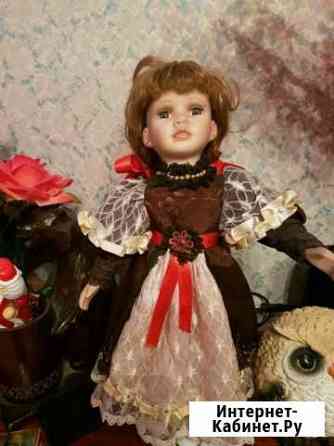 Фарфоровая кукла на подставке Новосибирск