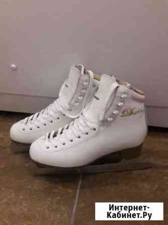 Коньки Санкт-Петербург