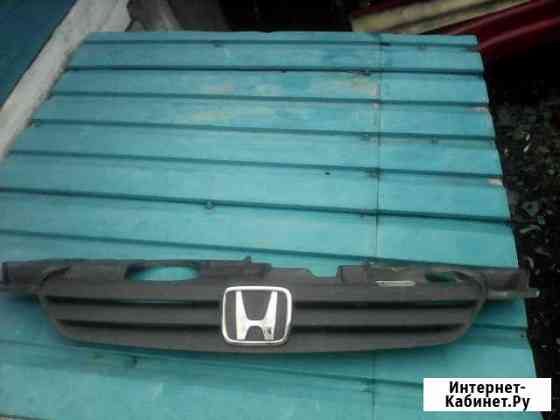 Продам решетку радиатора,Хонда-капа Бийск