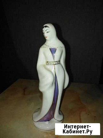 Статуэтка Грузинка, фарфор. СССР Воронеж - изображение 1
