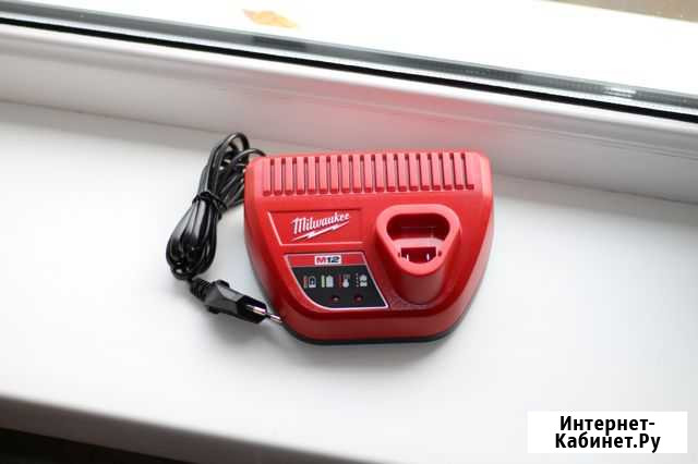 Зарядное устройство 220 Вольт Milwaukee M12 C12 C Петропавловск-Камчатский - изображение 1