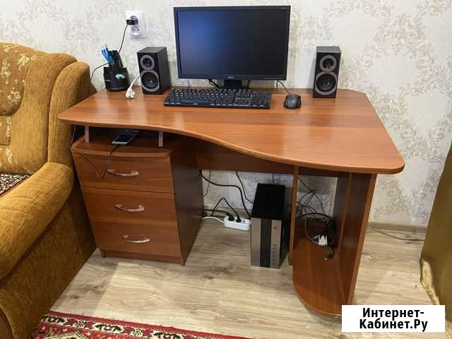 Компьютерный стол Сыктывкар - изображение 1