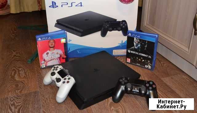 Sony Playstation 4 Slim 500gb + диски Вологда - изображение 1