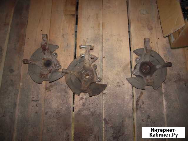 Кулак передний Рено Логан 2008 года Renault Logan Архангельск - изображение 1