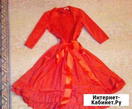 Платья нарядные вечерние M Лобня