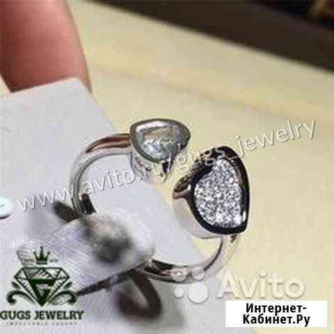 Золотое кольцо Chopard с бриллиантами Москва