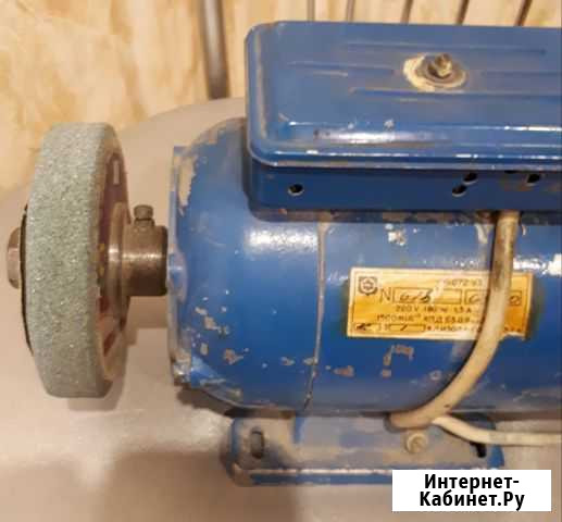 Электродвигатель с точильным устройством Рязань - изображение 1