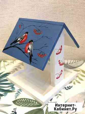 Кормушка для птиц расписная Москва
